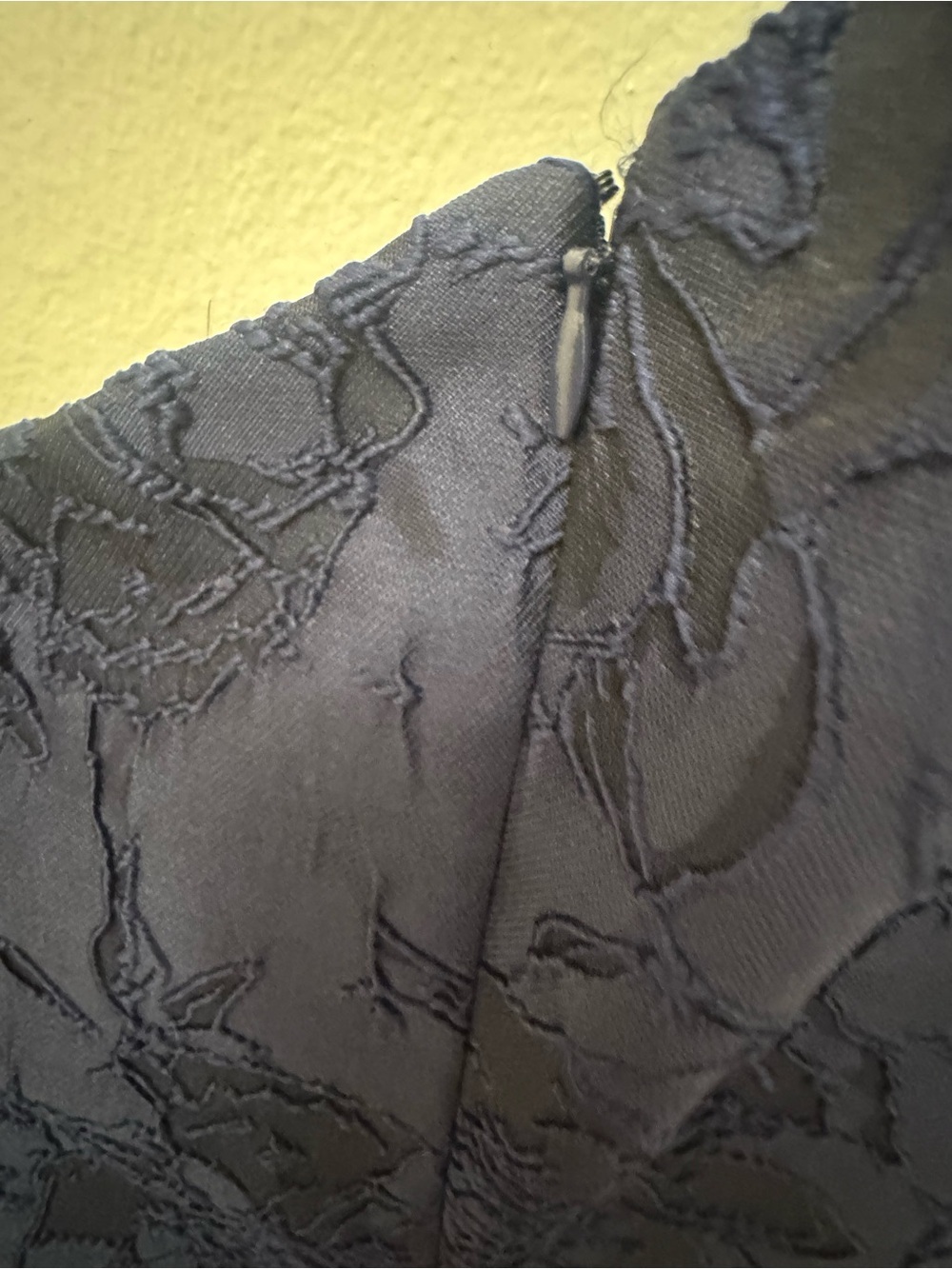 Kay Unger Navy One-Shoulder Lace Jumpsuit - Picture 7 of 9